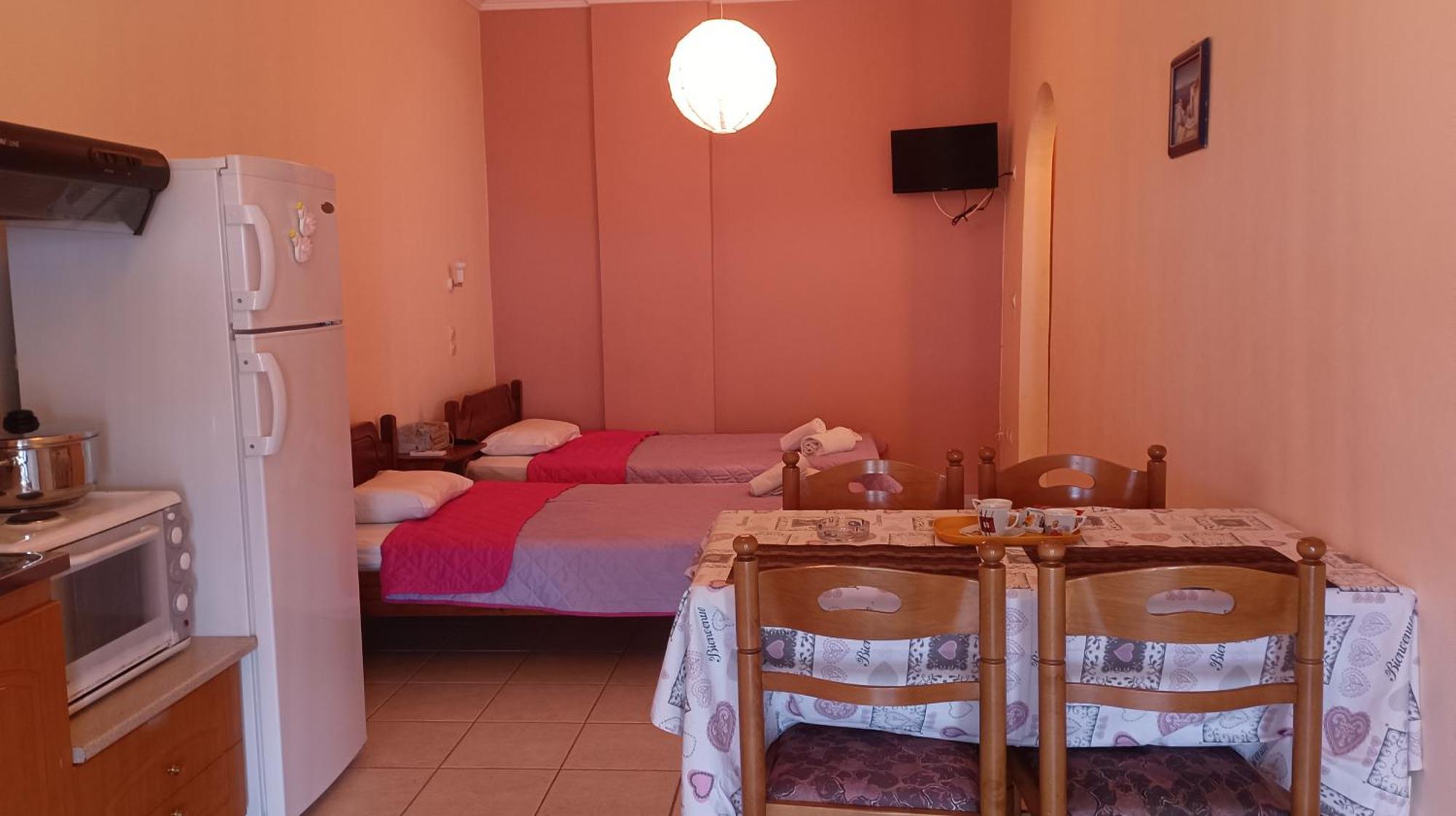 Studios Zaritsi Тирос Экстерьер фото